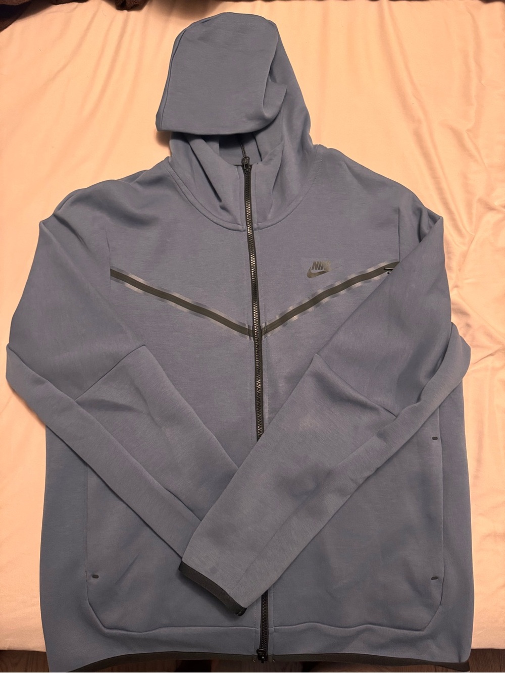 Nike Men’s Light Blue Tech Fleece Full-Zip Hooded Jacket